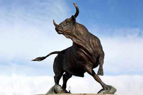 2017 Hot Selling design Large Bronze Brave Bull Outdoor Statue for Sale