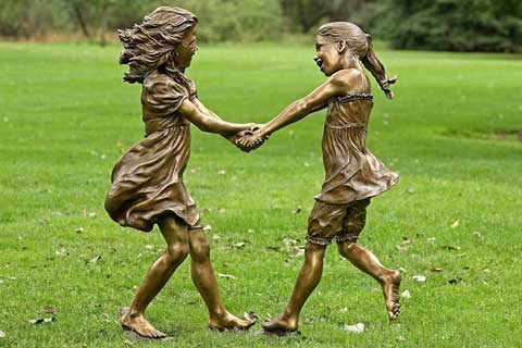 2017High Quality outdoor Bronze Children Statues Wholesale