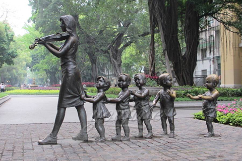 Street design Art Decorative Sculptures with Some Children in Antique Bronze